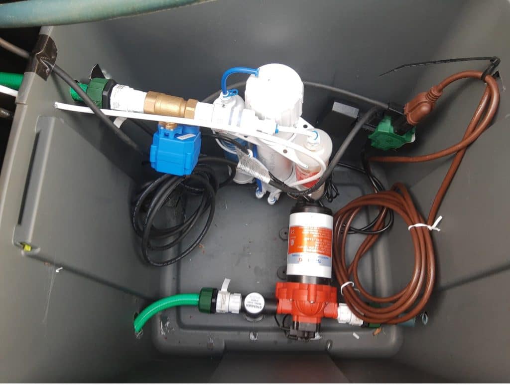 Figure 2. Motorized valve in series with the RO system. We can also see the in-demand pump in the lower section of the photo.